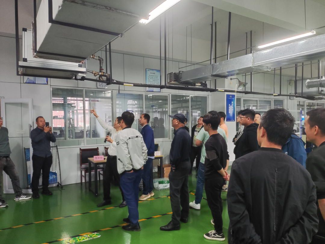 第二十四期湖南省集中空调洗濯消毒职业技术培训圆满闭幕!(图3) 第二十四期湖南省集中空调洗濯消毒职业技术培训圆满闭幕!(图3)